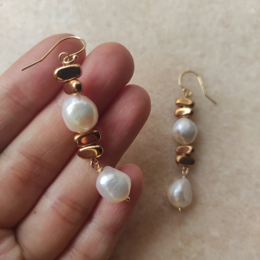 Cameron - Gold Filled Freshwater Pearl Hematite Earrings